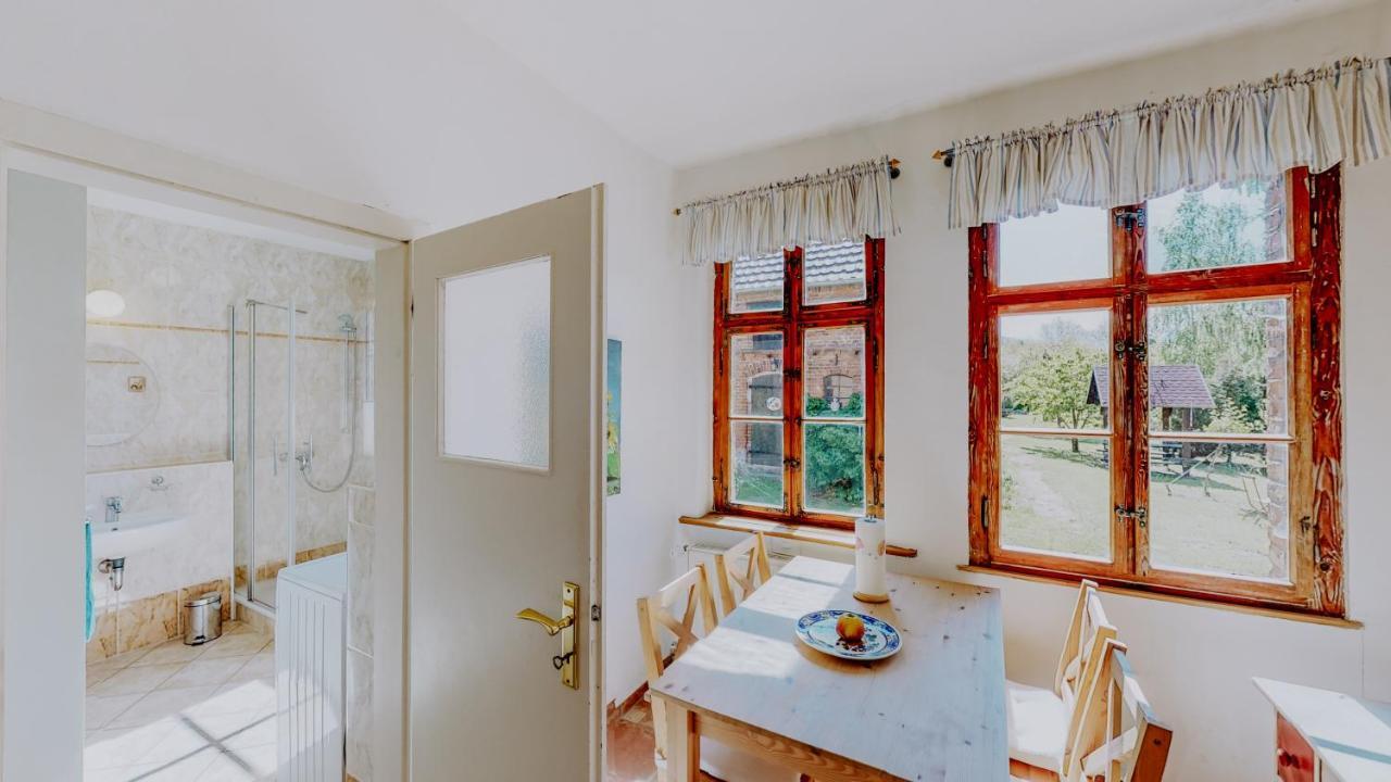 Landhaus Goldene Gans Gross Pankow  ภายนอก รูปภาพ