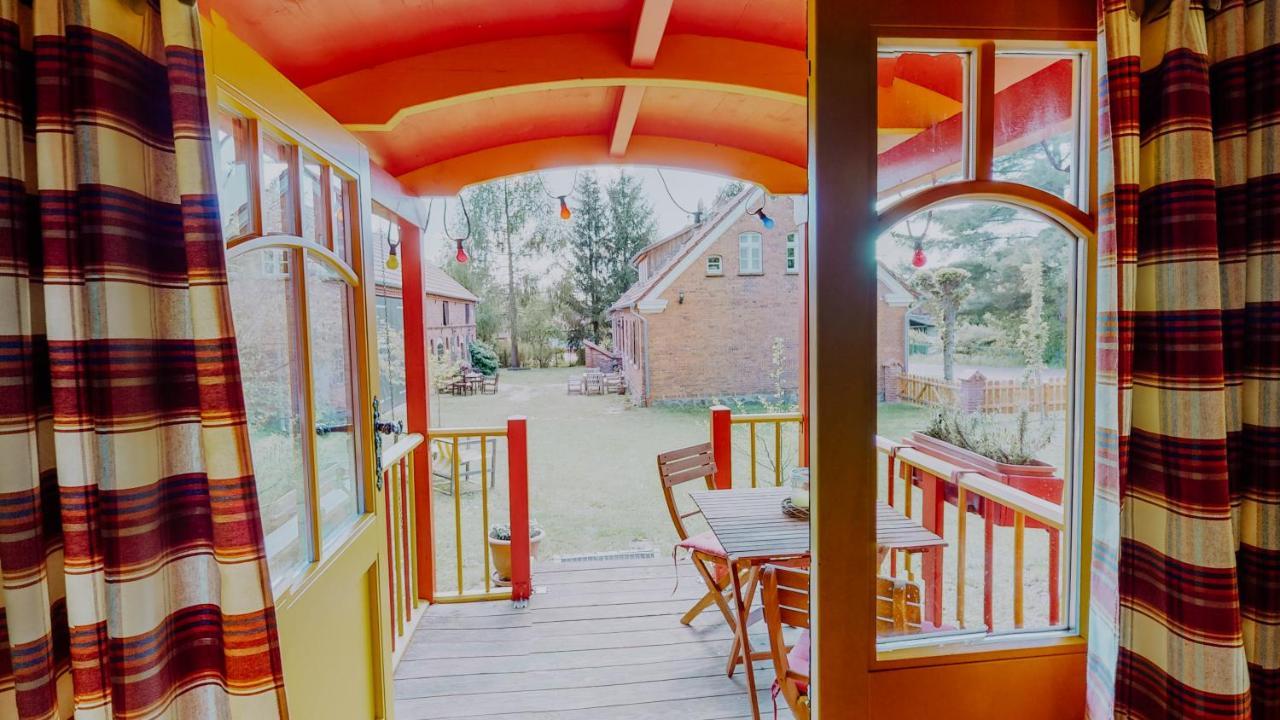 Landhaus Goldene Gans Gross Pankow  ภายนอก รูปภาพ